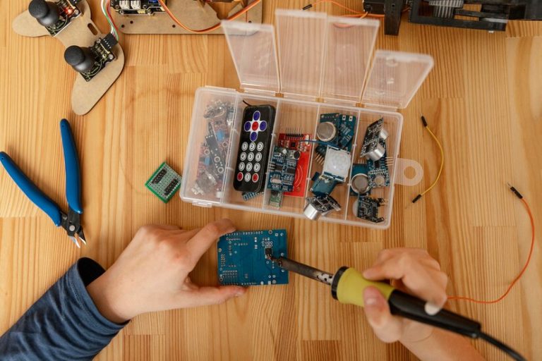 DIY Tech: Unleashing Your Creativity with Innovative Gadgets You Can Make at Home